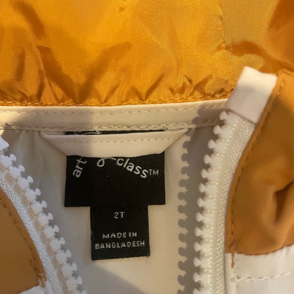 Art Class Orange and White Jacket 2T - Picture 2 of 3